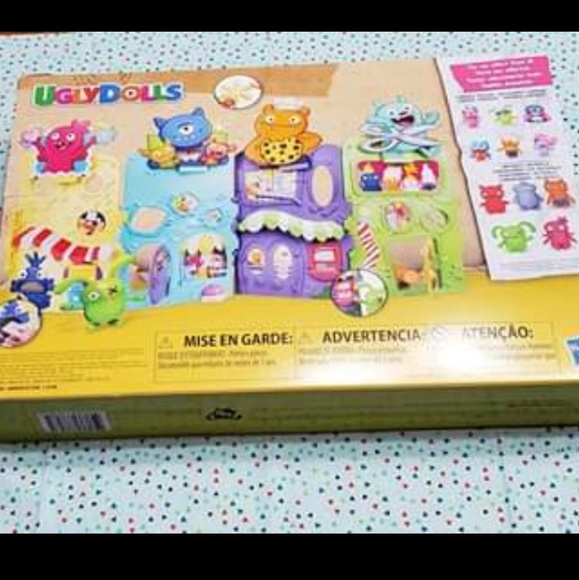 Ugly Dolls Uglyville Playset - Picture 3 of 4